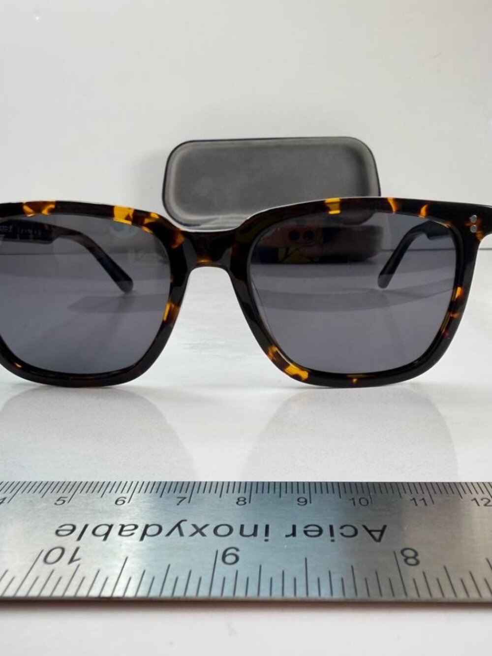 CARFIA Polarized Sunglasses – Italian Design – Classic Tortoiseshell Frame - Picture 6 of 16